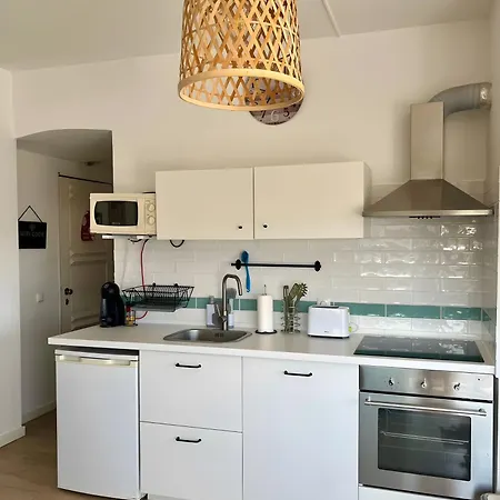 Sunset Apartment *